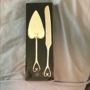 Wedding cake cutting set